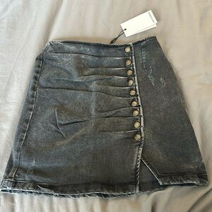 BRAND NEW WITH TAGS Retrofete Jean skirt